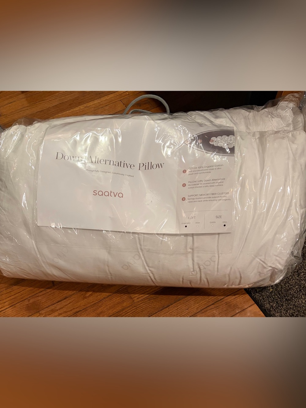 2 pack KING Saatva White Down Alternative Pillow - Plush Support NWOT